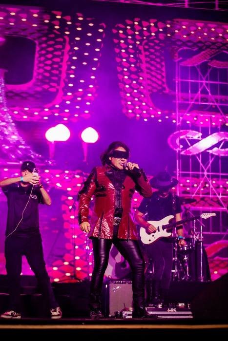 Calcinha Preta em show ao vivo, por Aday Lima
