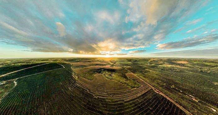 Paisagem com tratamento de cor, por Aday Lima